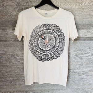 NWOT “Now Is Perfect” Graphic Tee